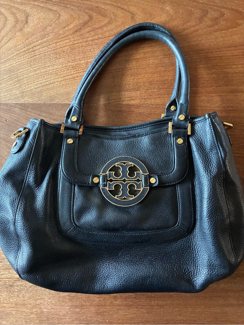 Tory Burch Black Leather Shoulder Bag with Gold Logo Medallion